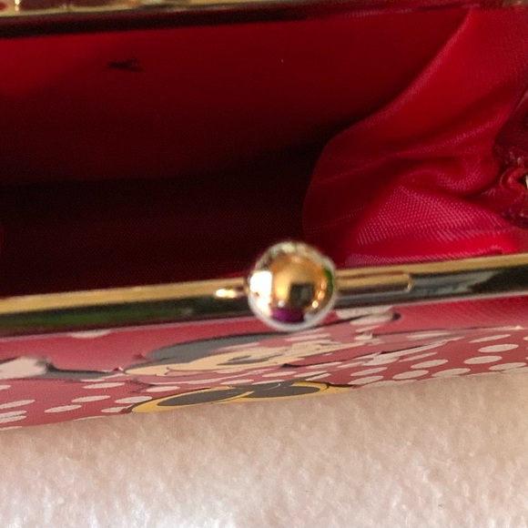 Minnie Mouse Purse - Picture 4 of 4